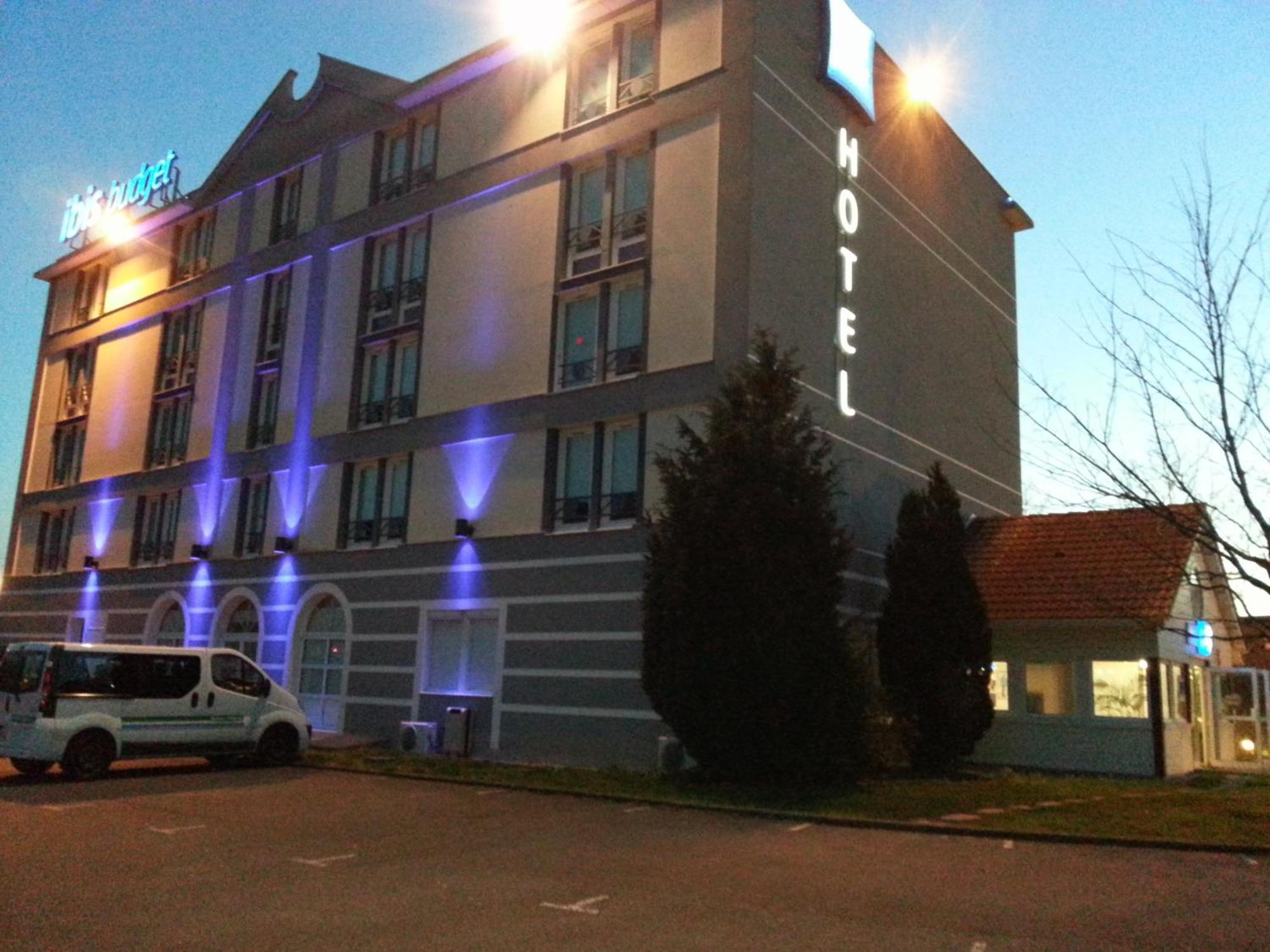 Hotel Ibis Budget Nantes Ouest Atlantis Coueron Екстер'єр фото